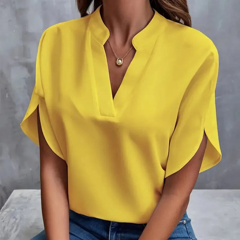 Liv – Soft V-Neck Blouse with a Refined Touch